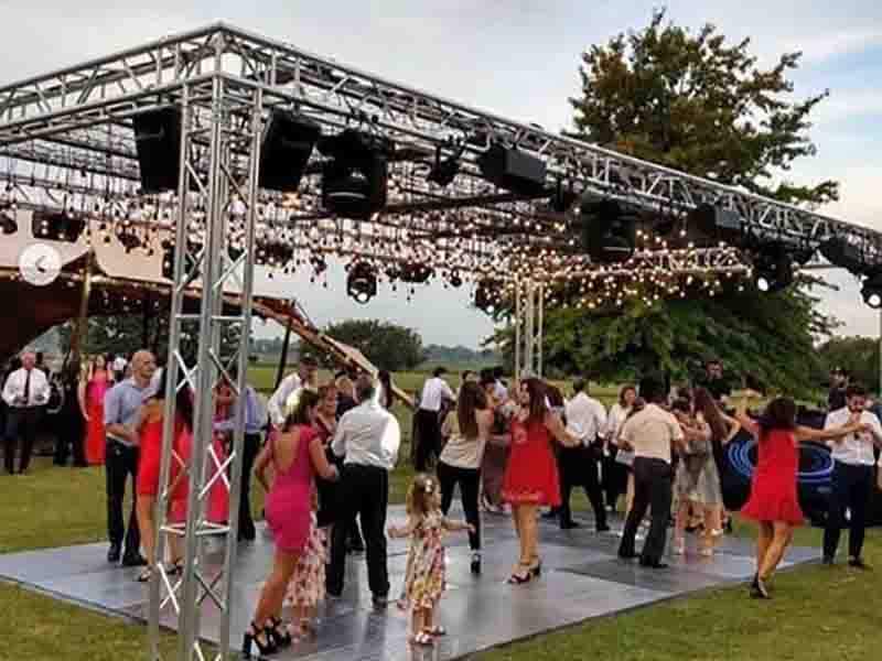 Aluminum wedding stage truss